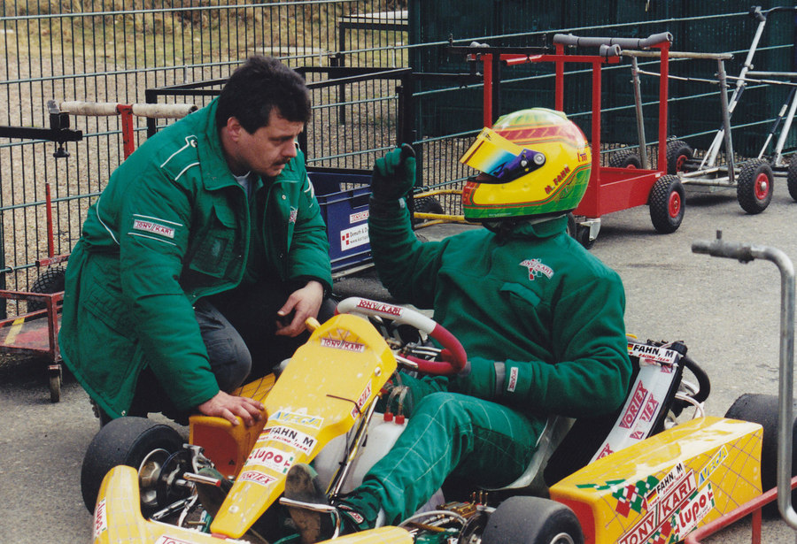 über uns - Shorty und Eddi im Kart