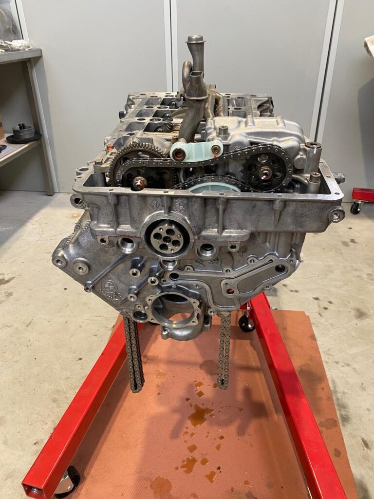 Motorblock BMW offen