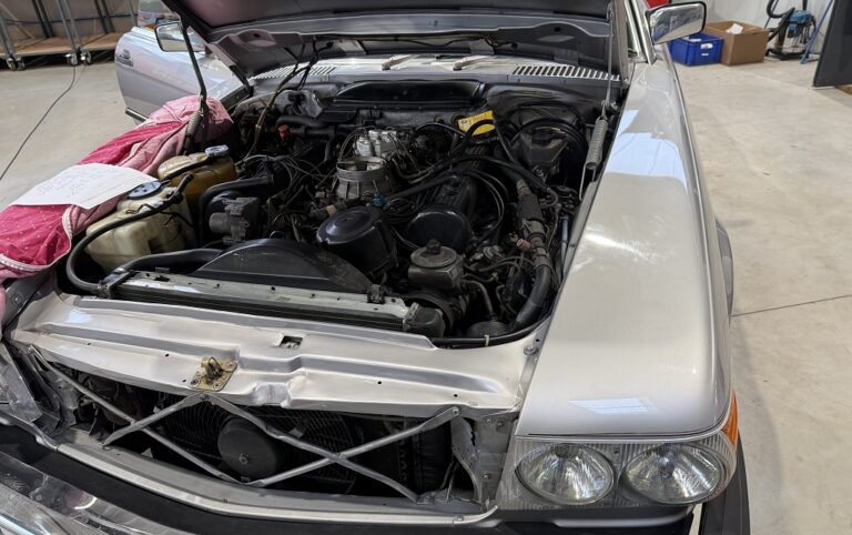 Details Motor SL Mercedes