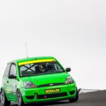 fahn motorsport ford fiesta hermann fährt auf der rennstrecke